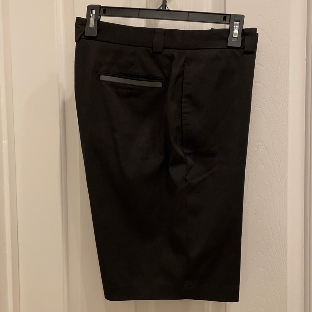 Slazenger golf shorts. Black. Size 34